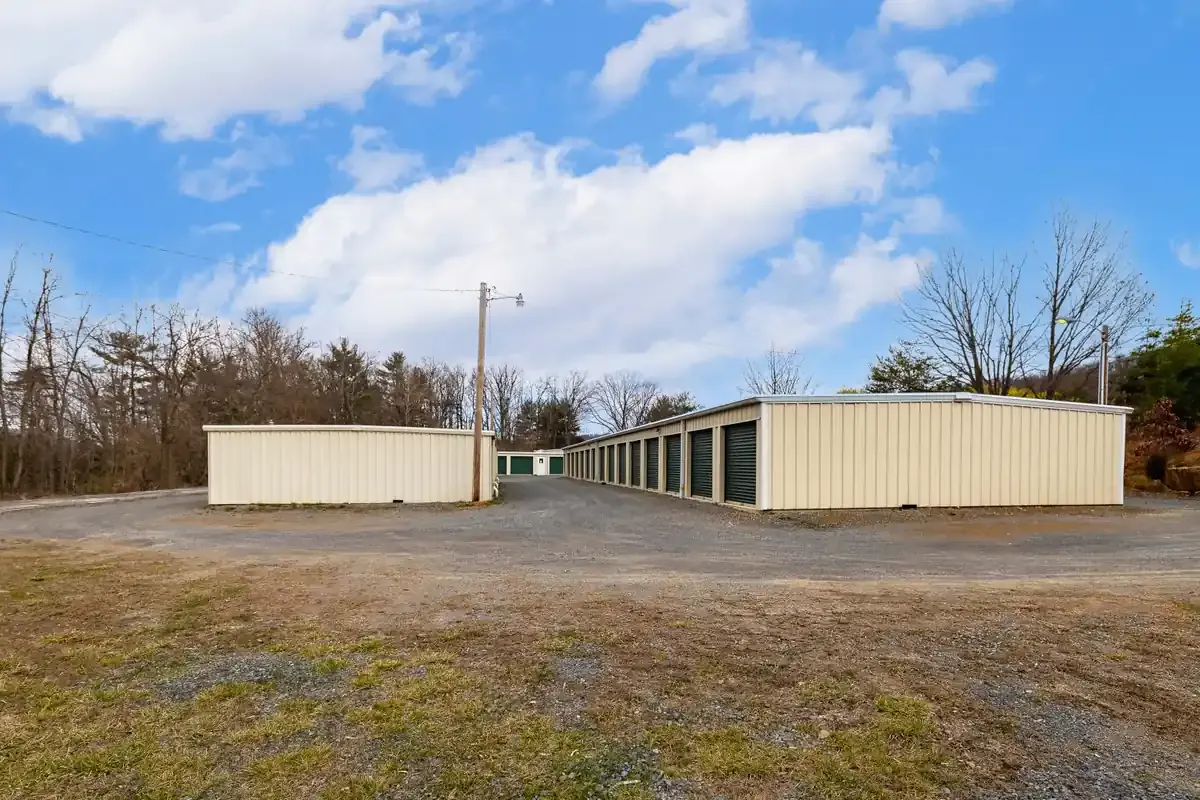 Drive lanes KO Storage of Berkeley Springs, WV